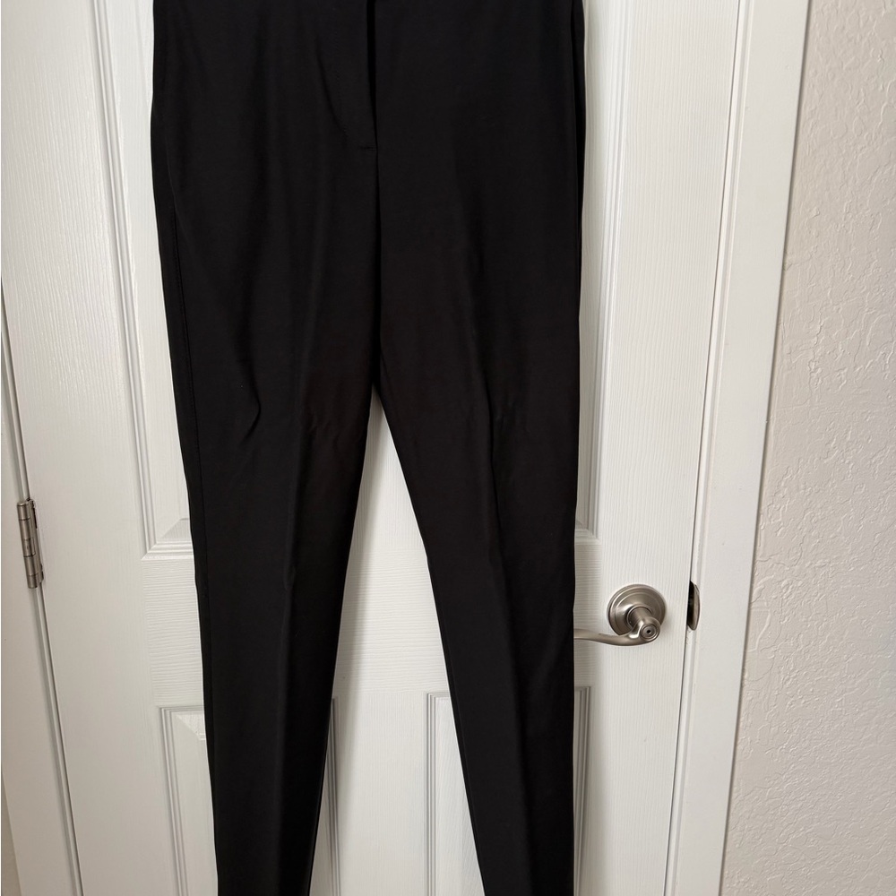 White House Black Market Classic Black Skinny Pants